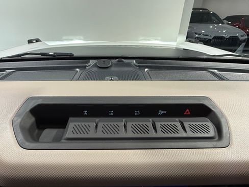 Used 2022 Ford Bronco Wildtrak AWD/4WD image 48