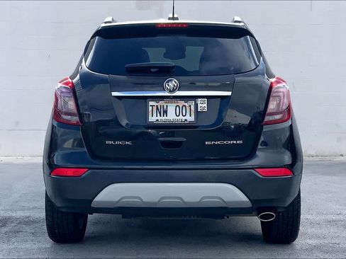 Used 2018 Buick Encore Preferred FWD image 5