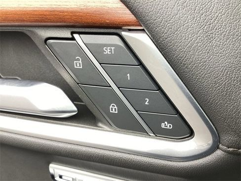 Used 2023 GMC Sierra 1500 Denali w/ Technology Package image 32