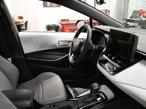 Used 2024 Toyota Corolla SE FWD image 28