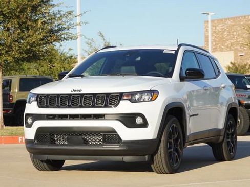 New 2026 Jeep Compass Latitude image 3