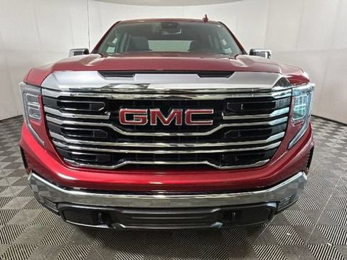 Used 2024 GMC Sierra 1500 SLT w/ SLT Convenience Package AWD/4WD image 7