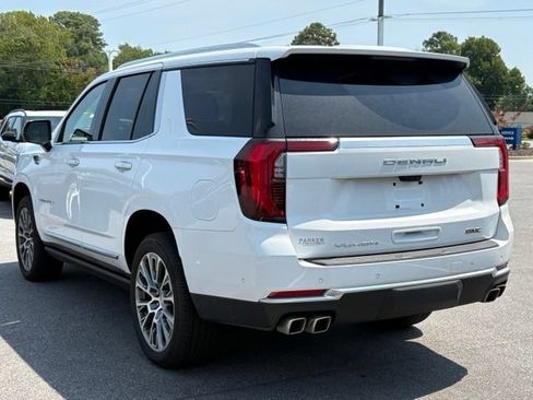 Used 2026 GMC Yukon Denali w/ Denali Reserve Package AWD/4WD image 3