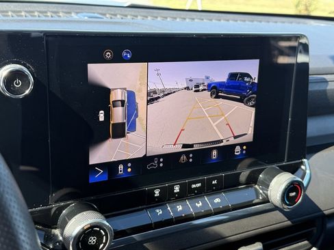 Used 2024 Chevrolet Colorado Trail Boss w/ Technology Package image 23