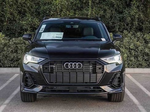 New 2025 Audi Q3 2.0T Premium image 2