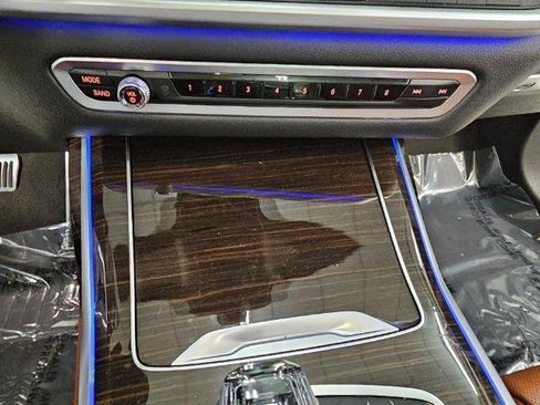 Used 2019 BMW X7 xDrive50i w/ Premium Package AWD/4WD image 26