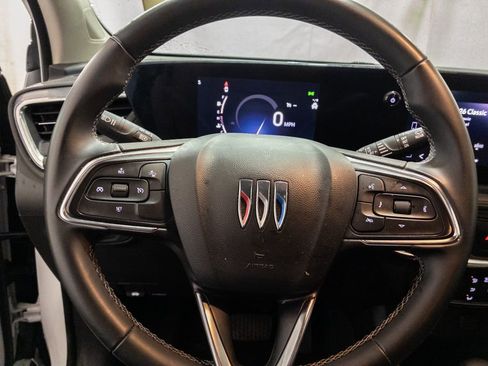 Used 2025 Buick Encore GX Preferred image 14