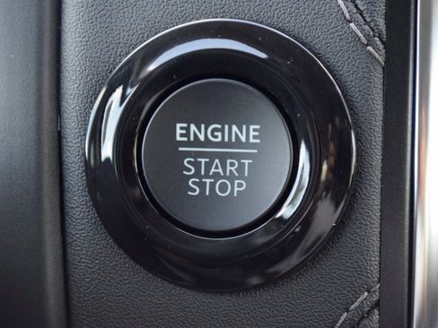 New 2025 Ford Expedition Platinum w/ Driver's Package image 15