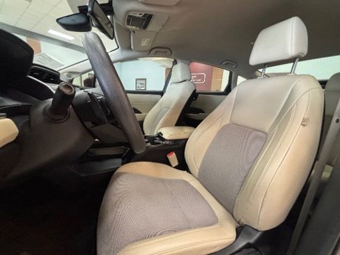 Used 2018 Honda Clarity Plug-In Hybrid image 9
