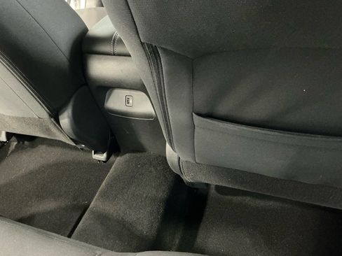 Used 2022 Nissan Sentra SV image 19