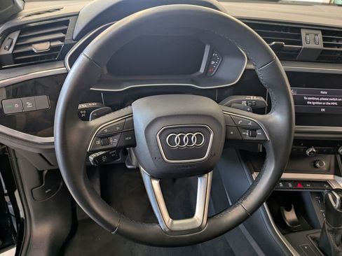 Used 2025 Audi Q3 2.0T Premium AWD/4WD image 17