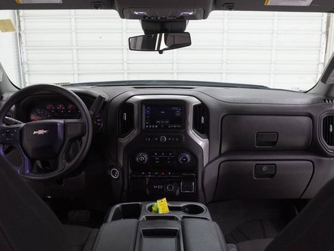 Used 2024 Chevrolet Silverado 1500 Custom w/ Turbomax Blackout Package AWD/4WD image 23