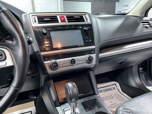 Used 2015 Subaru Legacy 2.5i Limited image 28