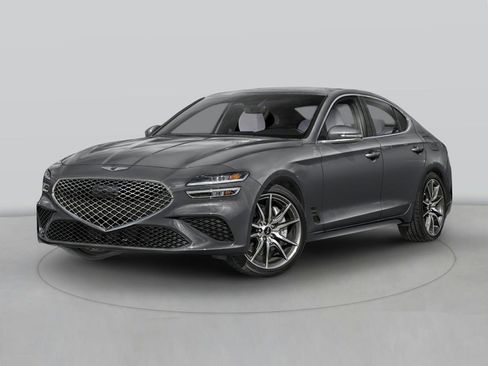 Used 2025 Genesis G70 2.5T image 1