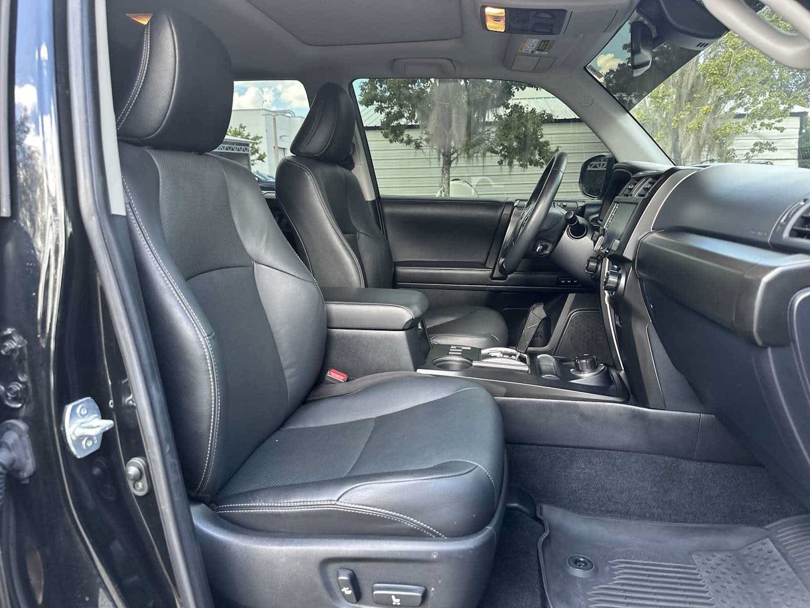 Used 2021 Toyota 4Runner Limited AWD/4WD image 20