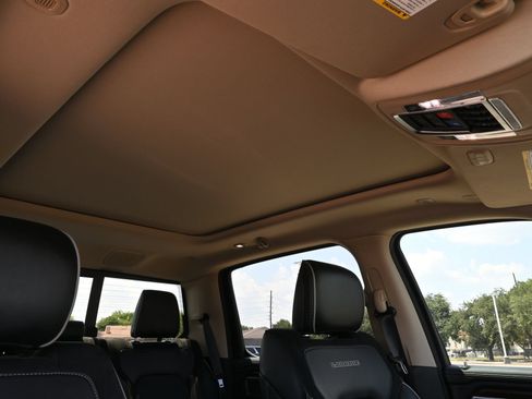 Used 2021 RAM 1500 Laramie w/ Laramie Southwest Edition RWD image 27