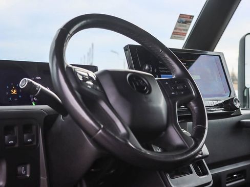 Used 2023 Chevrolet Brightdrop 600 w/ Active Safety Package 2 image 28