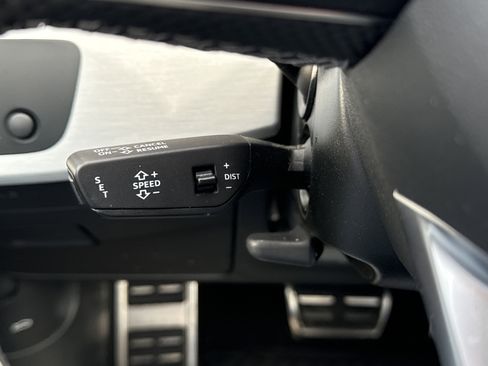 Used 2022 Audi A4 2.0T Premium Plus w/ Premium Plus Package image 16