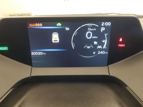 Used 2023 Toyota Prius XLE image 22