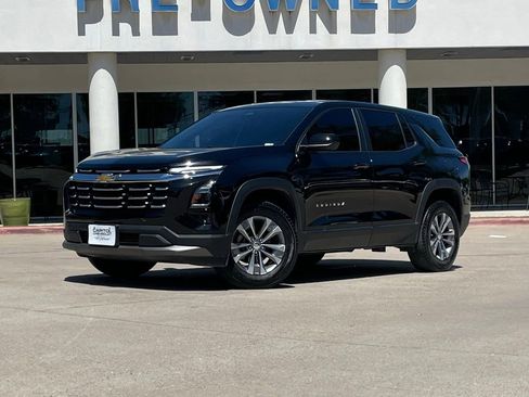 Used 2025 Chevrolet Equinox LT w/ Safety and Technology Package image 1