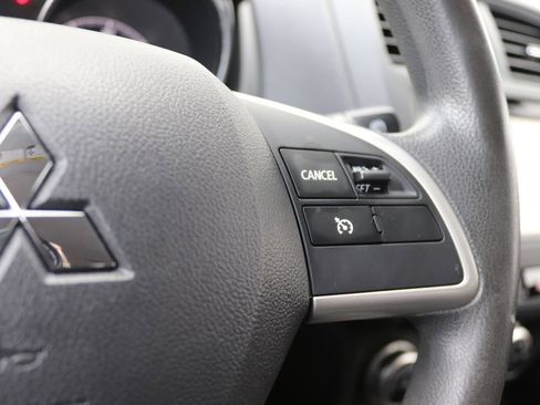 Used 2020 Mitsubishi Outlander Sport ES image 12