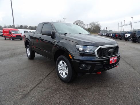 Used 2019 Ford Ranger XLT w/ FX4 Off-Road Package image 2