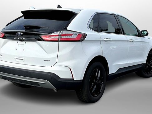 Used 2023 Ford Edge SEL image 11