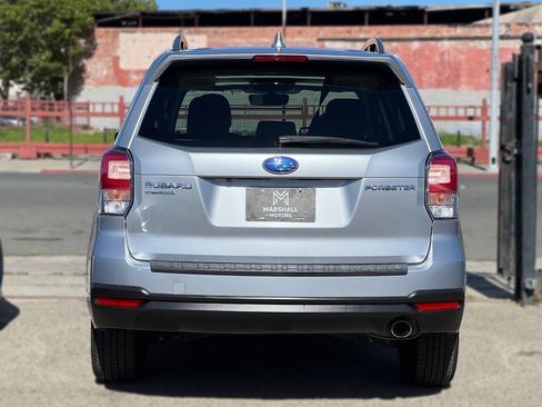 Used 2018 Subaru Forester 2.5i Limited AWD/4WD image 5