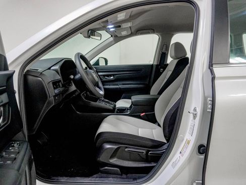 Used 2023 Honda CR-V LX image 19