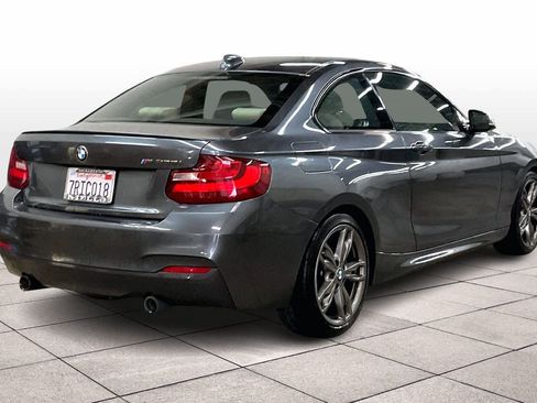 Used 2016 BMW M235i Coupe image 15