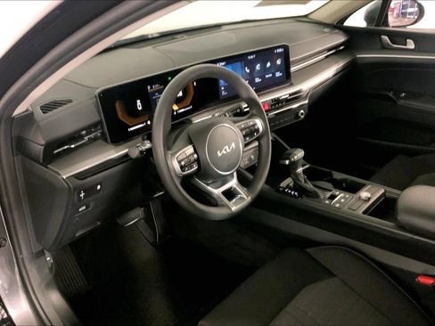 Used 2025 Kia K5 LXS image 14