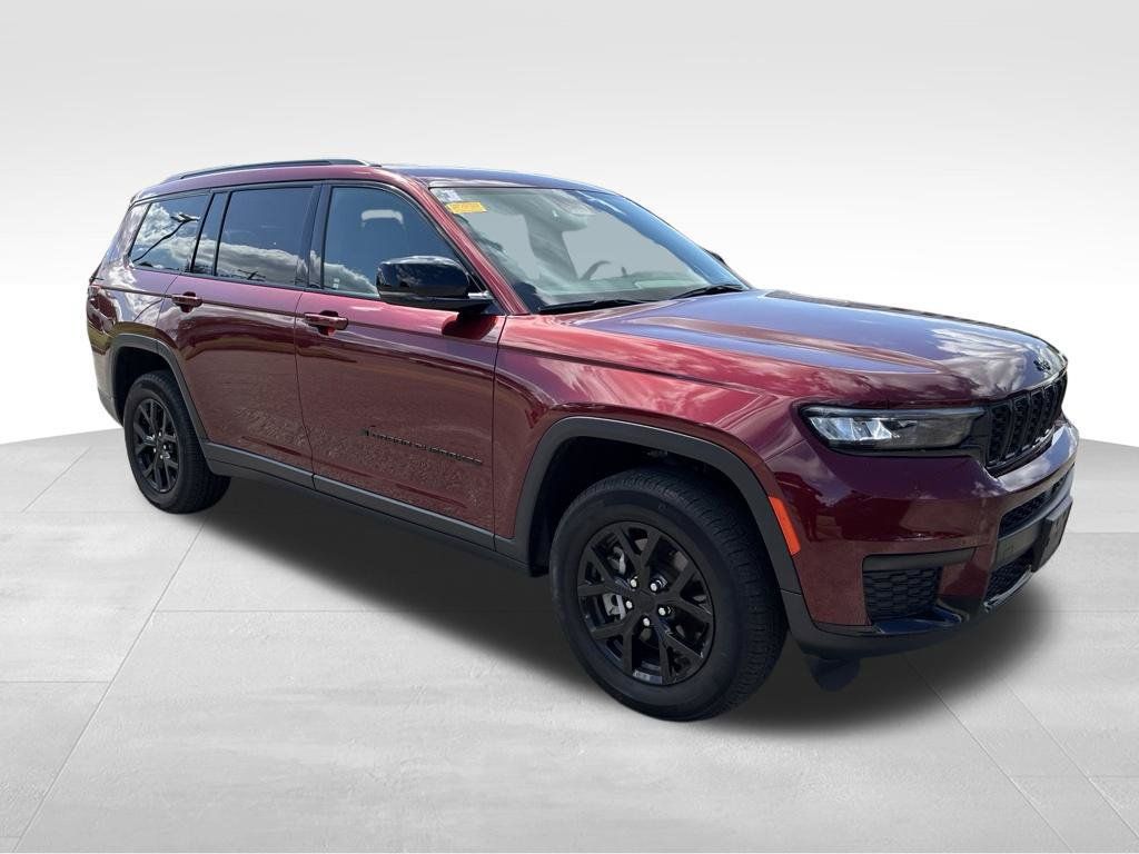 Used 2024 Jeep Grand Cherokee L Laredo AWD/4WD image 8