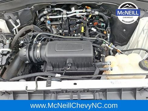 Used 2023 Ford Explorer XLT w/ Equipment Group 202A image 28