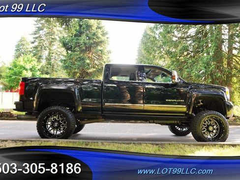 Used 2016 GMC Sierra 2500 Denali w/ Duramax Plus Package AWD/4WD image 8