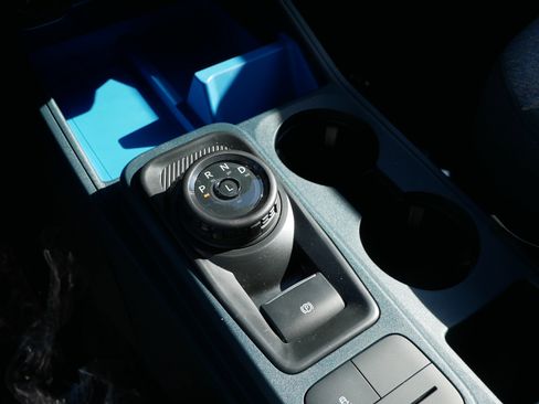 New 2025 Ford Maverick XLT w/ XLT Luxury Package FWD image 9