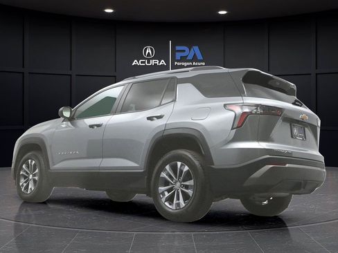 Used 2025 Chevrolet Equinox LT w/ Safety and Technology Package AWD/4WD image 32