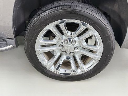 Used 2017 Chevrolet Tahoe Premier RWD image 34