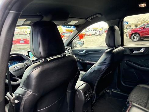 Certified 2025 Ford Escape ST-Line Select w/ Tech Pack #2 image 20