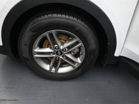 Used 2018 Hyundai Santa Fe Sport AWD/4WD image 18