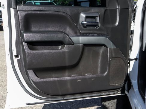 Used 2018 Chevrolet Silverado 1500 LT w/ All Star Edition image 16