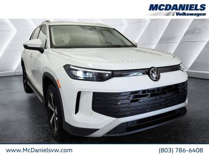 New 2025 Volkswagen Tiguan SE