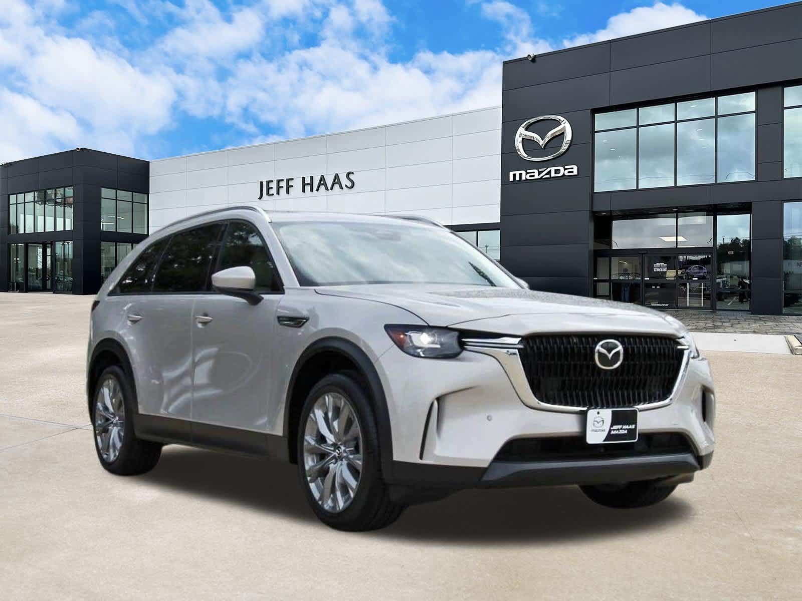 Certified 2026 MAZDA CX-90 3.3 Turbo w/ Preferred Package AWD/4WD image 4