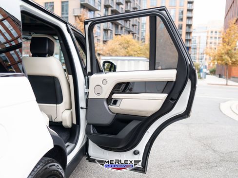 Used 2018 Land Rover Range Rover Supercharged image 46