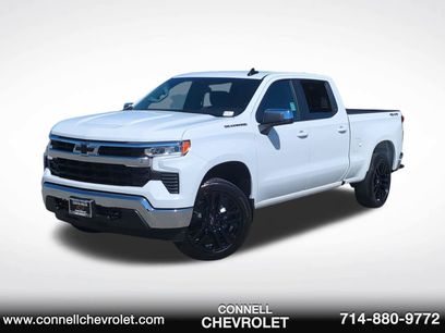 New 2026 Chevrolet Silverado 1500 LT w/ LPO, Dark Essentials Package