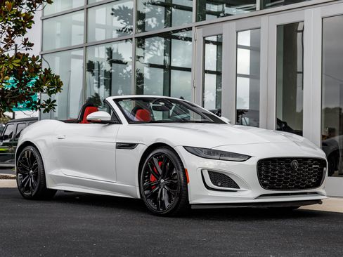 Used 2024 Jaguar F-TYPE R-Dynamic image 23