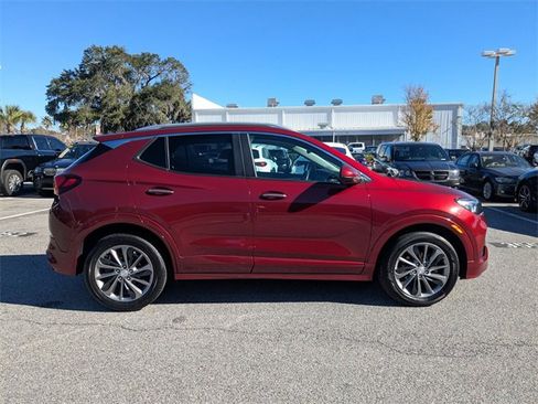 Used 2022 Buick Encore GX Select w/ Sport Touring Package image 4