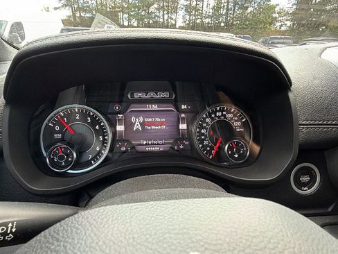 Used 2023 RAM 1500 Laramie AWD/4WD image 29