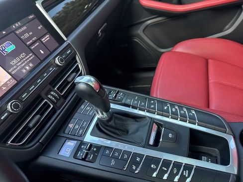 Used 2021 Porsche Macan GTS image 44