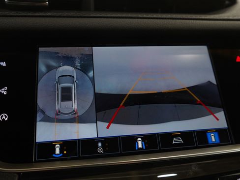 Used 2024 Cadillac XT5 Premium Luxury image 31