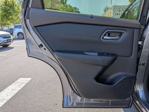 Used 2023 Nissan Rogue Platinum w/ Platinum Premium Package AWD/4WD image 31